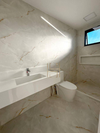 Imagem Casa com 5 Quartos à Venda, 380 m² em Interlagos - Vila Velha Imagem Casa com 5 Quartos à Venda, 380 m² em Interlagos - Vila Velha