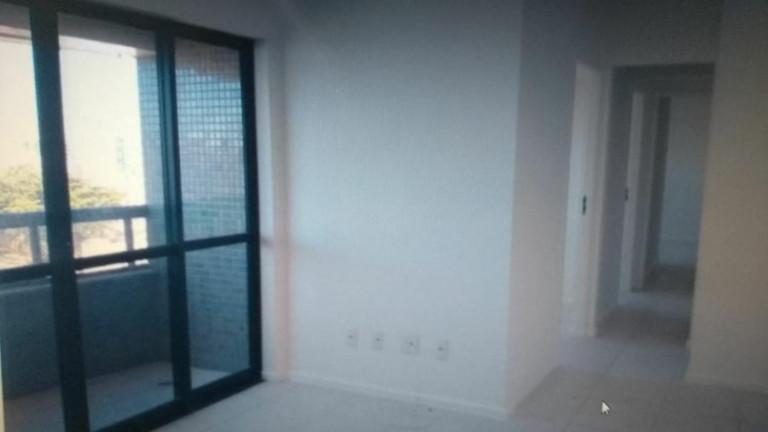 Imagem Apartamento com 3 Quartos à Venda, 78 m² em Costa Azul - Salvador
