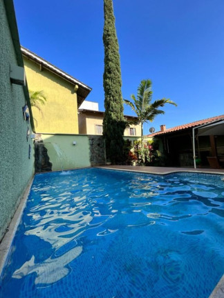 Imagem Sobrado com 4 Quartos à Venda, 330 m² em Jardim América - Goiânia Imagem Sobrado com 4 Quartos à Venda, 330 m² em Jardim América - Goiânia