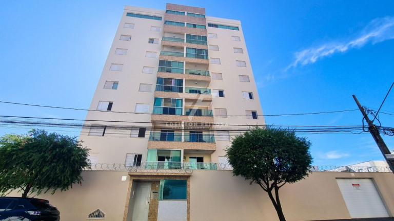 Apartamento com 3 Quartos à Venda, 104 m² em Santa Mônica - Uberlândia