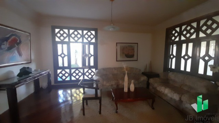 Imagem Casa com 5 Quartos à Venda, 320 m² em Ibituruna - Montes Claros Imagem Casa com 5 Quartos à Venda, 320 m² em Ibituruna - Montes Claros