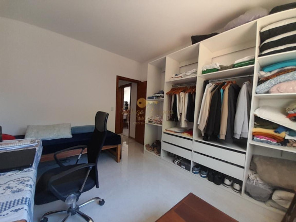 Imagem Casa com 3 Quartos à Venda, 320 m² em Albuquerque - Teresópolis Imagem Casa com 3 Quartos à Venda, 320 m² em Albuquerque - Teresópolis