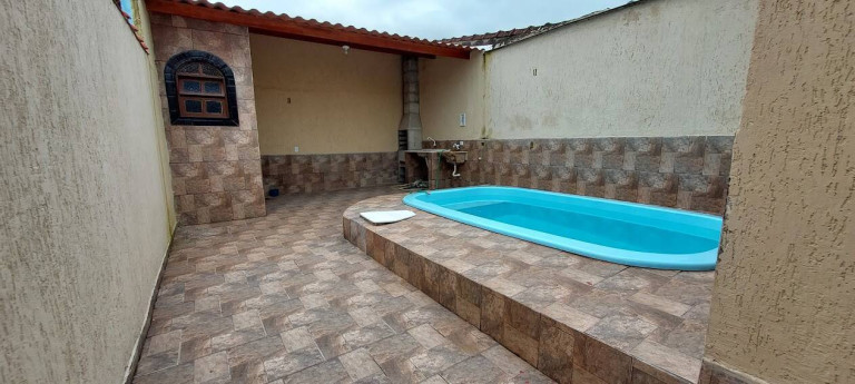Casa com 3 Quartos à Venda, 225 m² em Balneário Itaguaí - Mongaguá