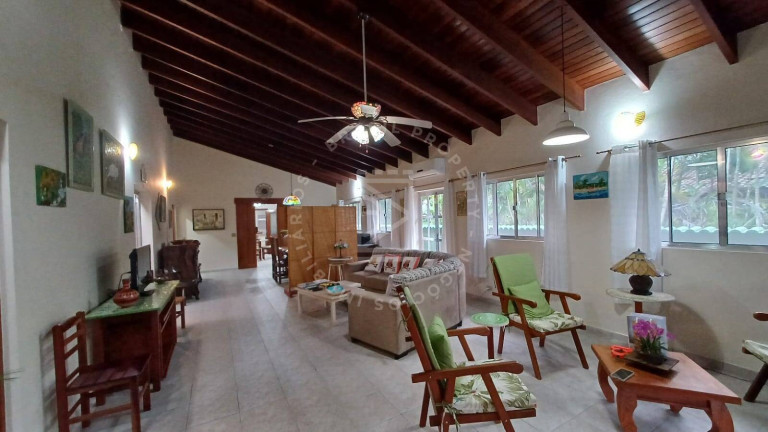 Imagem Casa com 4 Quartos à Venda, 419 m² em Lagoinha - Ubatuba Imagem Casa com 4 Quartos à Venda, 419 m² em Lagoinha - Ubatuba