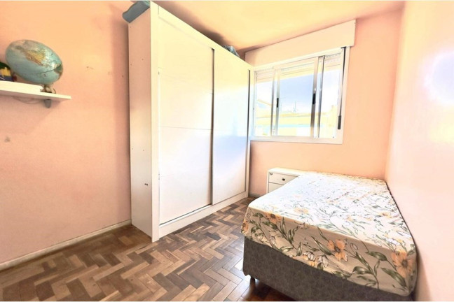Imagem Apartamento com 3 Quartos à Venda, 60 m² em Sarandi - Porto Alegre