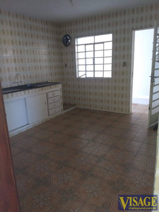 Imagem Casa com 4 Quartos à Venda,  em Parque Santo Antônio - Jacareí