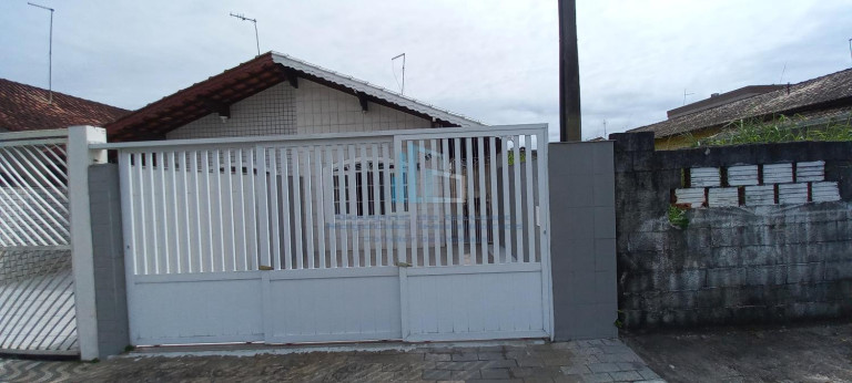 Imagem Casa com 2 Quartos à Venda,  em Caiçara - Praia Grande
