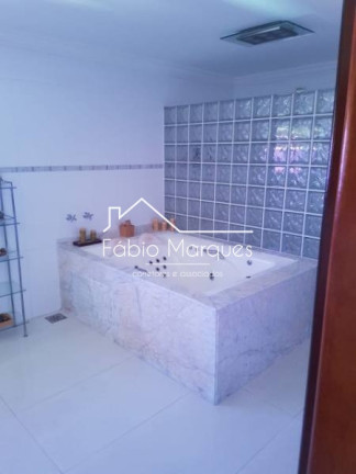 Imagem Sobrado com 5 Quartos à Venda, em Vila Antonieta - São Paulo Imagem Sobrado com 5 Quartos à Venda, em Vila Antonieta - São Paulo