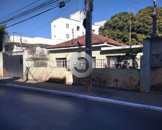 Terreno à Venda, 417 m² em Centro - Montes Claros