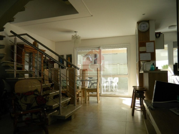 Imagem Casa com 3 Quartos à Venda, 194 m² em Glória - Porto Alegre Imagem Casa com 3 Quartos à Venda, 194 m² em Glória - Porto Alegre