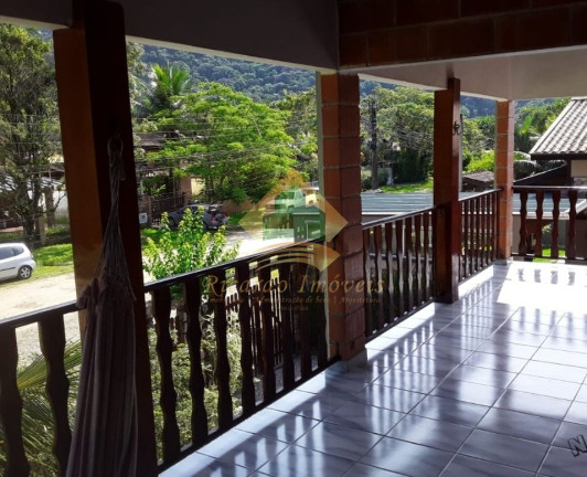 Sobrado com 4 Quartos à Venda, 220 m² em Ressaca - Ubatuba