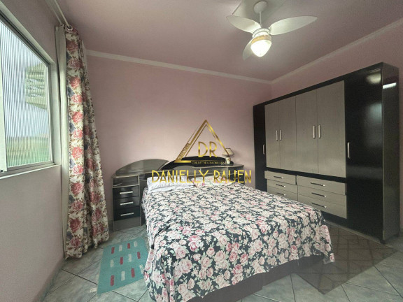 Imagem Apartamento com 8 Quartos à Venda, 348 m² em Centro - Penha Imagem Apartamento com 8 Quartos à Venda, 348 m² em Centro - Penha