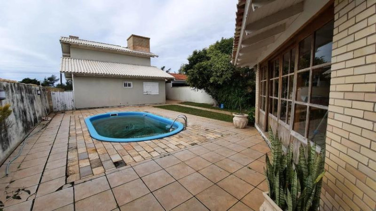 Imagem Sobrado com 4 Quartos à Venda, 280 m² em Centro - Xangri-la Imagem Sobrado com 4 Quartos à Venda, 280 m² em Centro - Xangri-la