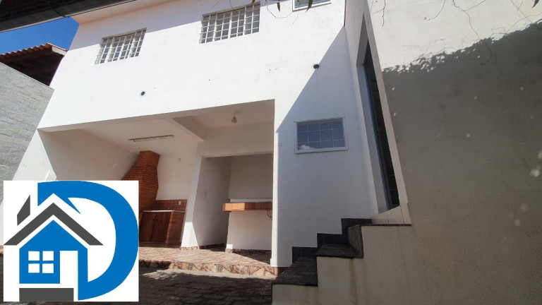 Imagem Casa com 3 Quartos à Venda, 225 m² em Wanel Ville - Sorocaba Imagem Casa com 3 Quartos à Venda, 225 m² em Wanel Ville - Sorocaba