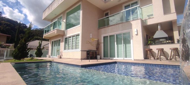 Imagem Casa com 5 Quartos à Venda, 651 m² em Prata - Teresópolis Imagem Casa com 5 Quartos à Venda, 651 m² em Prata - Teresópolis
