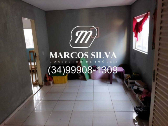 Imagem Casa com 4 Quartos à Venda, 300 m² em Segismundo Pereira - Uberlândia