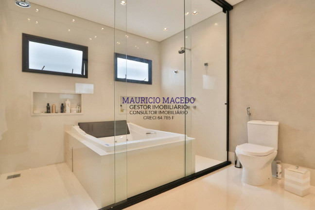 Imagem Casa com 4 Quartos à Venda, 357 m² em Alphaville - Santana De Parnaíba Imagem Casa com 4 Quartos à Venda, 357 m² em Alphaville - Santana De Parnaíba