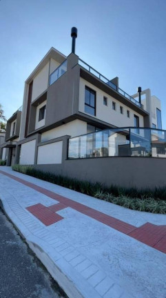 Imagem Casa com 3 Quartos à Venda, 170 m² em Balneário Camboriú
