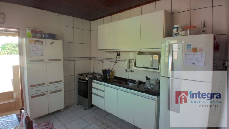 Imagem Casa com 2 Quartos à Venda, 186 m² em Vila Camargo - Limeira