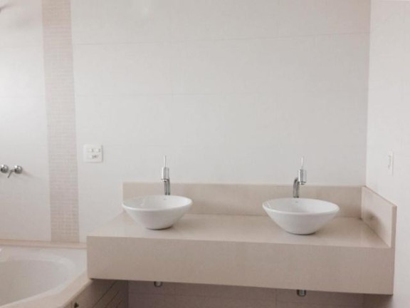 Imagem Casa com 4 Quartos à Venda, 900 m² em Parque Primavera - Carapicuíba Imagem Casa com 4 Quartos à Venda, 900 m² em Parque Primavera - Carapicuíba