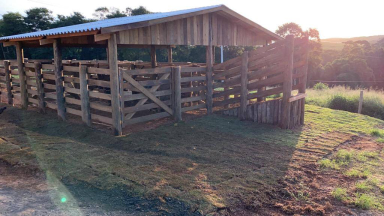 Imagem Chácara com 2 Quartos à Venda, 96 m² em Zona Rural - São Miguel Arcanjo Imagem Chácara com 2 Quartos à Venda, 96 m² em Zona Rural - São Miguel Arcanjo