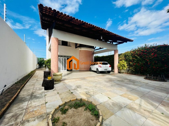 Imagem Casa com 4 Quartos à Venda, 396 m² em São Gerardo - Fortaleza Imagem Casa com 4 Quartos à Venda, 396 m² em São Gerardo - Fortaleza