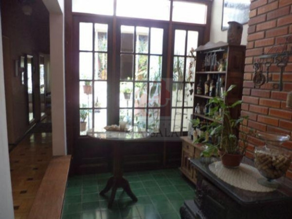 Imagem Casa com 3 Quartos à Venda, 151 m² em Santana - Porto Alegre