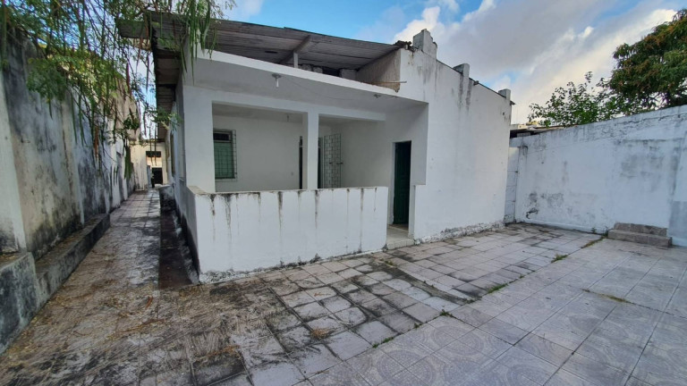 Imagem Casa com 5 Quartos à Venda, 300 m² em Suíssa - Aracaju Imagem Casa com 5 Quartos à Venda, 300 m² em Suíssa - Aracaju