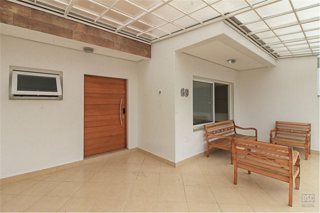 Casa com 3 Quartos à Venda,  em Hípica - Porto Alegre