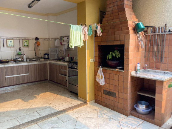 Imagem Casa com 3 Quartos à Venda, 360 m² em Jardim Matilde - Ourinhos Imagem Casa com 3 Quartos à Venda, 360 m² em Jardim Matilde - Ourinhos