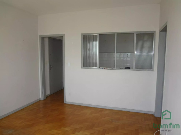 Imagem Apartamento com 3 Quartos para Alugar, 110 m² em Centro - Santa Maria Imagem Apartamento com 3 Quartos para Alugar, 110 m² em Centro - Santa Maria