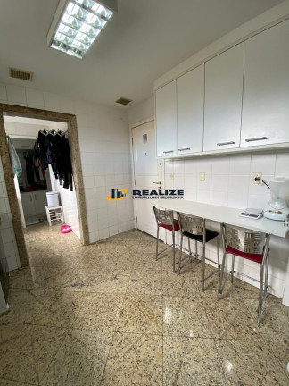 Imagem Apartamento com 3 Quartos à Venda, 123 m² em Centro - Campos Dos Goytacazes Imagem Apartamento com 3 Quartos à Venda, 123 m² em Centro - Campos Dos Goytacazes