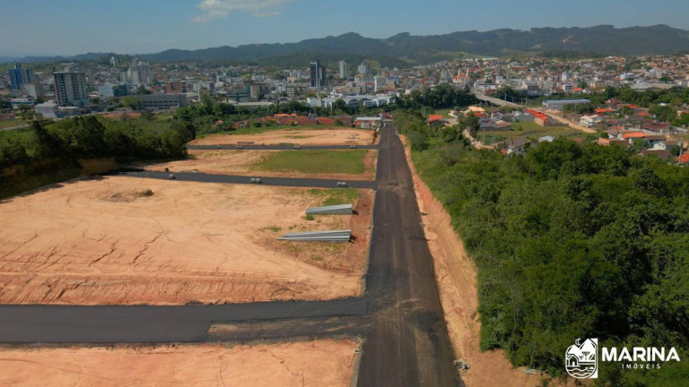 Imagem Imóvel à Venda, 390 m² Imagem Imóvel à Venda, 390 m²