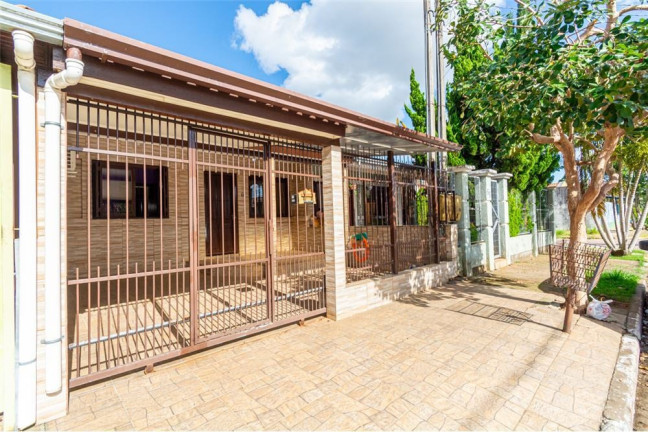 Casa com 2 Quartos à Venda,  em São José - Canoas