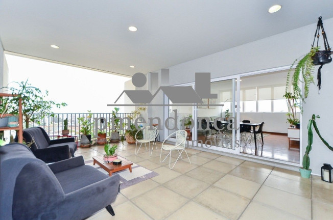 Apartamento com 2 Quartos à Venda, 132 m² em Vila Ipojuca - São Paulo