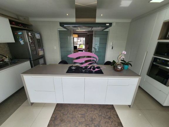 Imagem Casa com 3 Quartos à Venda, 340 m² em Bairro Alto - Curitiba Imagem Casa com 3 Quartos à Venda, 340 m² em Bairro Alto - Curitiba