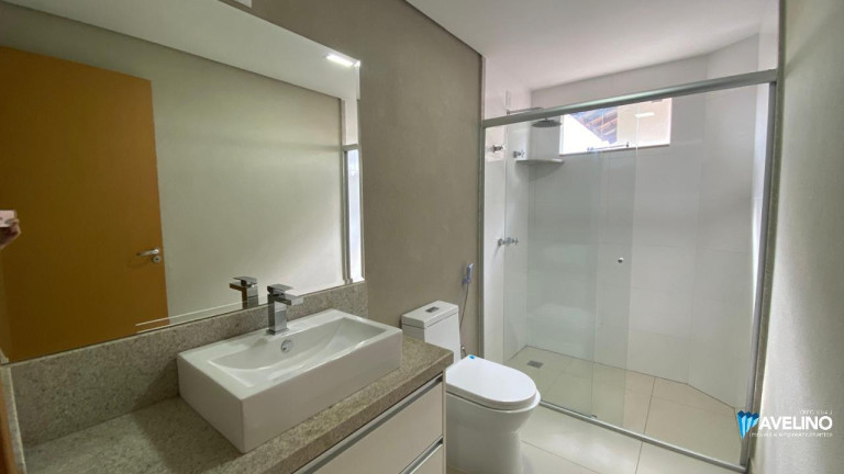 Imagem Sobrado com 4 Quartos à Venda, 196 m² em Chácara Cachoeira - Campo Grande Imagem Sobrado com 4 Quartos à Venda, 196 m² em Chácara Cachoeira - Campo Grande