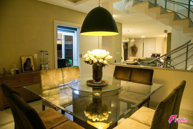 Imagem Casa com 5 Quartos à Venda, 436 m² em Jurerê Internacional - Florianópolis Imagem Casa com 5 Quartos à Venda, 436 m² em Jurerê Internacional - Florianópolis