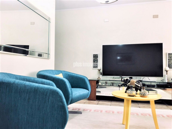 Imagem Casa com 3 Quartos à Venda, 150 m² em Mirandópolis - São Paulo