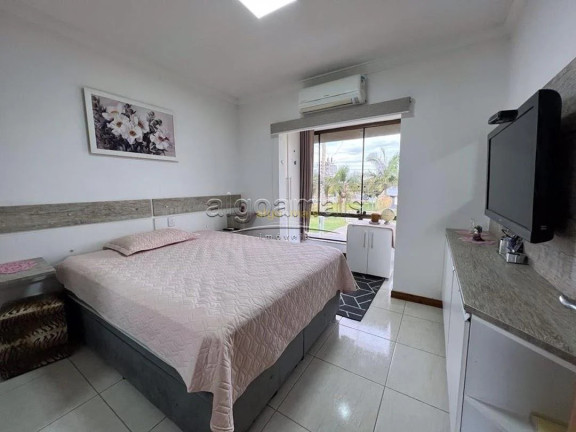 Imagem Imóvel com 2 Quartos à Venda, 75 m² em Centro - Xangri-lá Imagem Imóvel com 2 Quartos à Venda, 75 m² em Centro - Xangri-lá