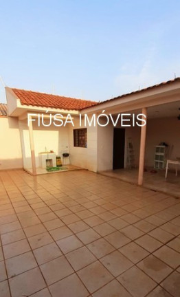 Imagem Casa com 3 Quartos à Venda, 300 m² em Residencial Flórida - Ribeirão Preto Imagem Casa com 3 Quartos à Venda, 300 m² em Residencial Flórida - Ribeirão Preto