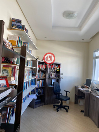 Imagem Casa com 4 Quartos à Venda, 656 m² em Jardim Paraíba - Jacareí