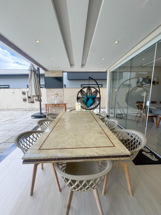 Imagem Casa com 3 Quartos à Venda, 455 m² em Boulevard Lagoa - Serra