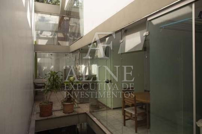Imagem Sobrado com 4 Quartos à Venda, 200 m² em Indianópolis - São Paulo Imagem Sobrado com 4 Quartos à Venda, 200 m² em Indianópolis - São Paulo