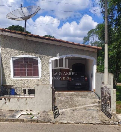 Casa com 3 Quartos à Venda,  em Centro - Cabreúva
