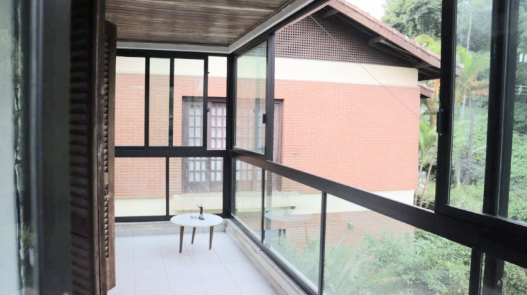 Imagem Casa com 4 Quartos à Venda, 700 m² em Morro Santa Terezinha - Santos Imagem Casa com 4 Quartos à Venda, 700 m² em Morro Santa Terezinha - Santos