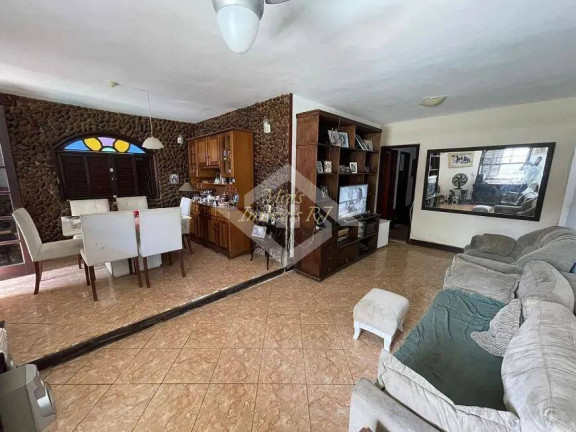 Imagem Casa com 3 Quartos à Venda, 450 m² em Itaipu - Niterói Imagem Casa com 3 Quartos à Venda, 450 m² em Itaipu - Niterói