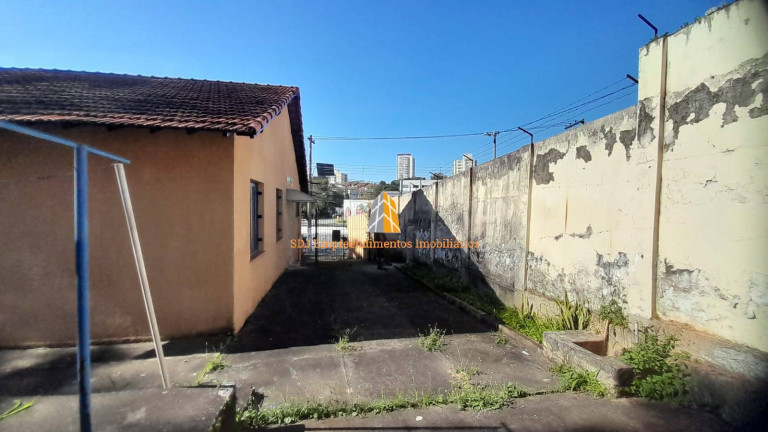 Imagem Casa com 3 Quartos para Alugar, 337 m² em Instituto De Previdência - São Paulo Imagem Casa com 3 Quartos para Alugar, 337 m² em Instituto De Previdência - São Paulo