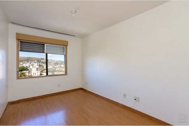 Imagem Imóvel com 2 Quartos à Venda, 63 m² em Cristal - Porto Alegre