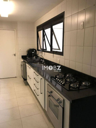Imagem Imóvel com 3 Quartos à Venda, 191 m² em Vila Suzana - São Paulo